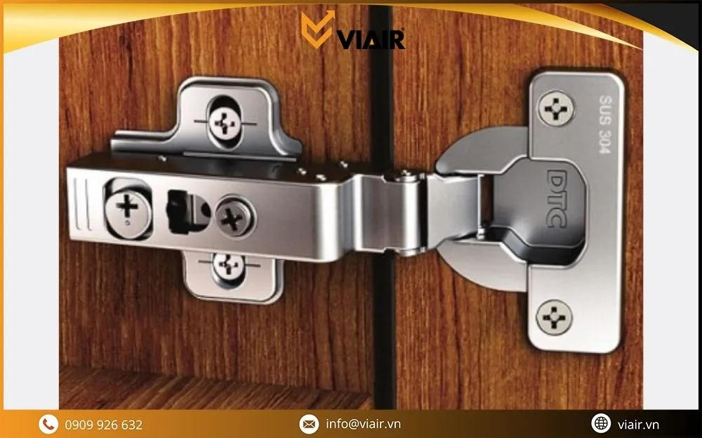 Bản lề cửa gỗ 90 độ hỗ trợ kiểm soát góc mở chính xác cho cửa và tủ gỗ